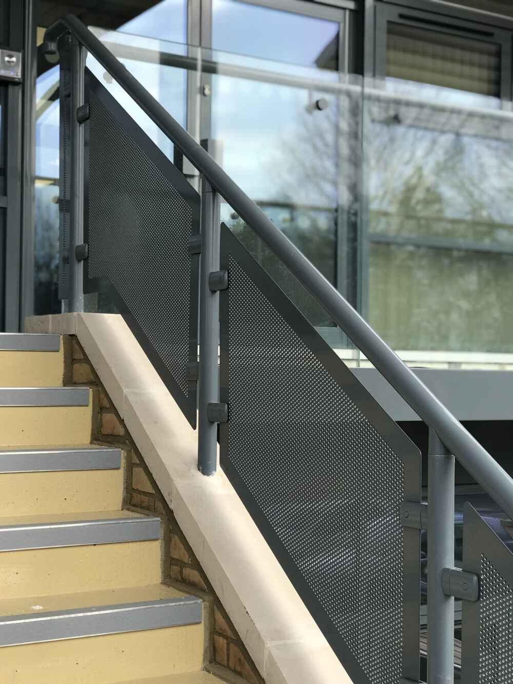 Handrail & Balustrade